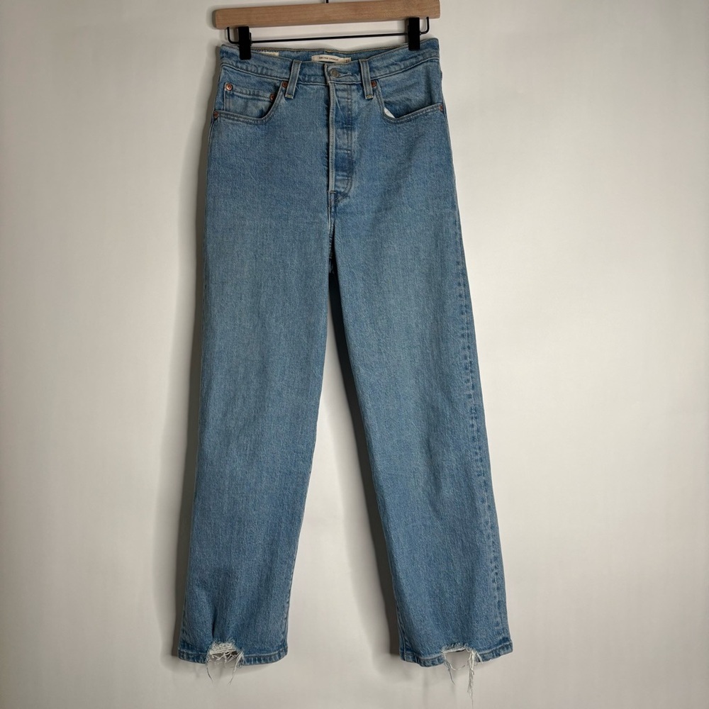 Levi’s Premium Denim Ribcage Straight Ankle Women's Jeans Light Wash size 27